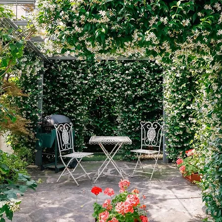 Doriana's House With Garden & Parking דירה